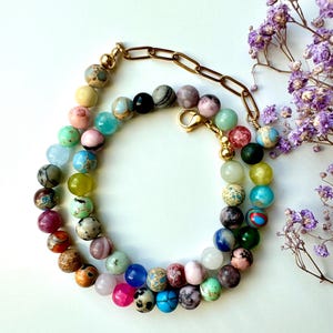 Colorful gemstone necklace with 8mm beads and gold-plated clasp – natural stone jewelry, gift for her, handmade, 44–50cm