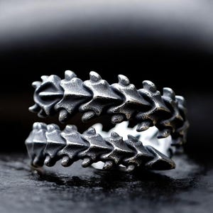 Stainless Steel Centipede Ring – Gothic Skeleton Bones Dragon Spine-Inspired Handmade Jewelry, Unique Ring for Men or Women