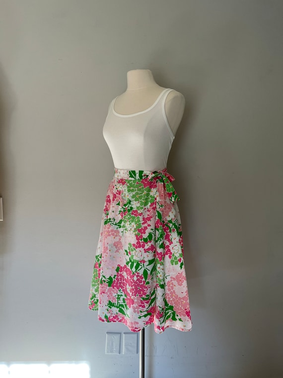 1970s Floral Wrap Skirt | 70s Pink and Green Flor… - image 6