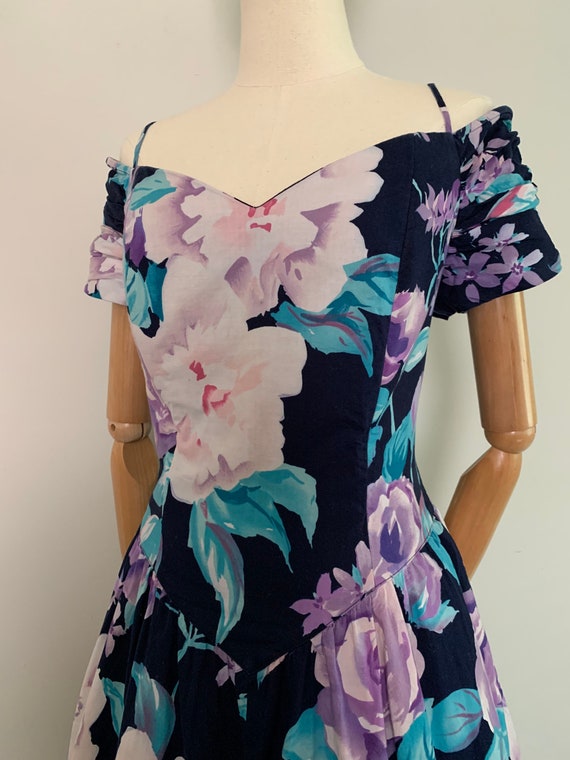 1990s Floral Cotton Off Shoulder Dress - image 4