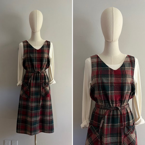 1970s Plaid Jumper / 70s  Plaid Jumper Dress with Pockets and Sash