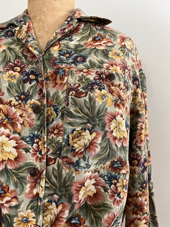 Vintage 1990s  Floral Print Button Down Shirt / 9… - image 7