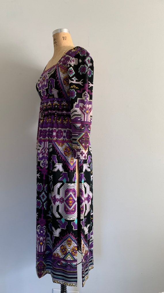 1960s Psychedelic Maxi with Zippered Side Slits /… - image 6