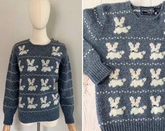 1980s intarsia knit birdseye and bunny pattern shetland wool sweater / vintage bunny wool sweater