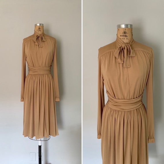 Vintage 1970s Wrap Dress / 70s Wrap Dress / 1970s