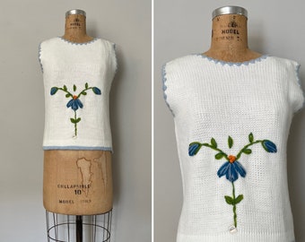 Vintage 1970s Sweater / 70s Embroidered Knit Sleeveless Sweater