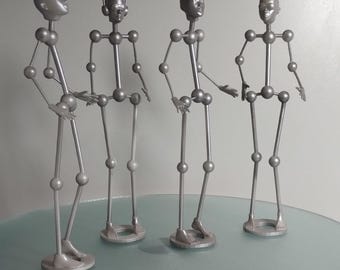 Conjunto de figuras abstractas contemporáneas: esculturas minimalistas con rasgos humanos. Objeto de arte moderno.