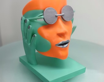 Objeto de arte moderno. Máscara con gafas — Rostro abstracto, escultura de interior única.