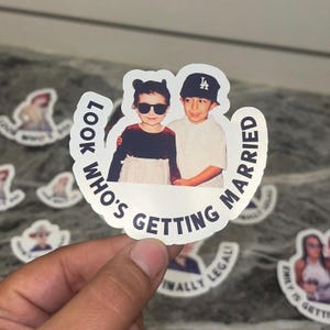 Personalized face sticker bride & groom head cutout party favor vinyl decal groom face decor bachelorette party favor idea table decor