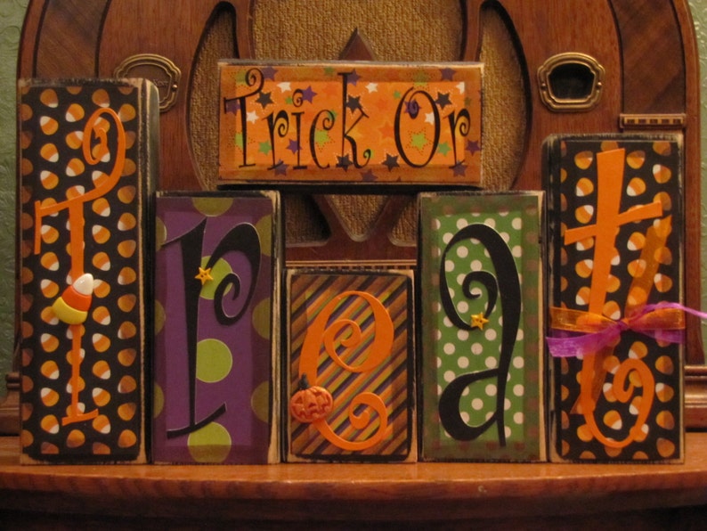 Halloween Sign Trick Or Treat blocks image 1