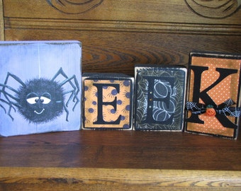 Eek  Spider  Halloween Decor Word Blocks Sign