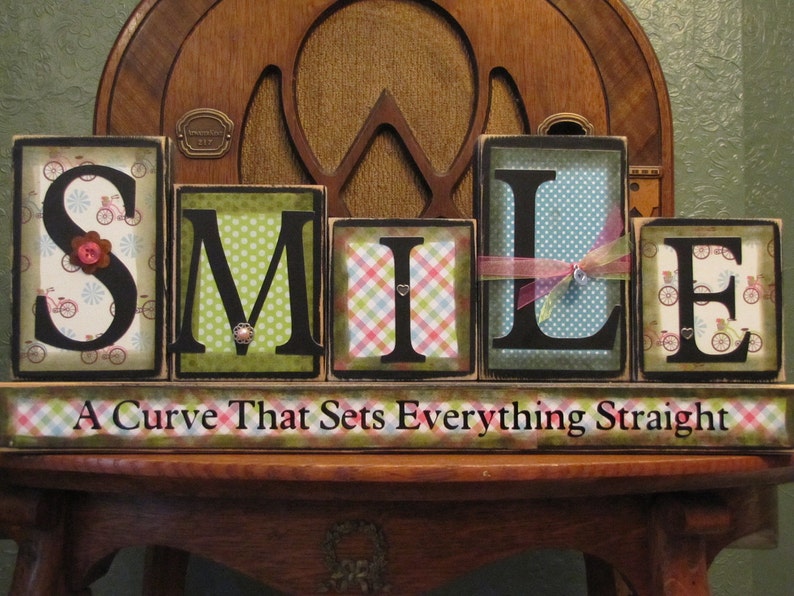 Inspirational Sign, Encouragement Gift, Smile A Curve That Sets Everything Straight image 1