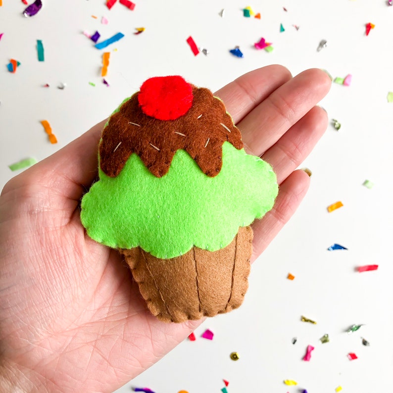 Cupcake Felt Cat Toy Handmade Cat Toy Organic Catnip Vegan Etsy