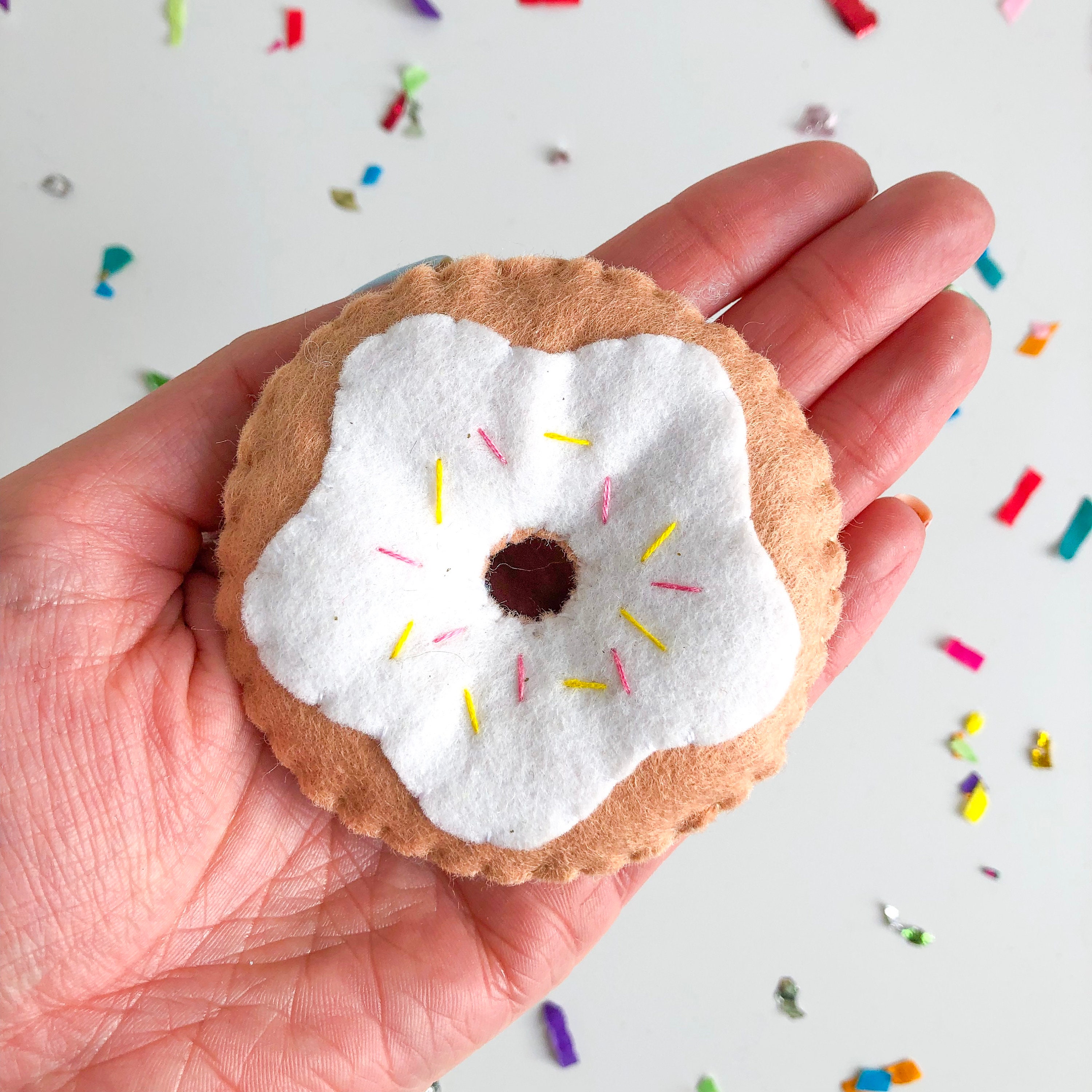 Donut Felt Cat Toy Handmade Cat Toy Organic Catnip Vegan Cat Toys Gifts for Cats Doughnut Toy for Cat Pet Cat Gift Felt Doughnut Etsy Canada