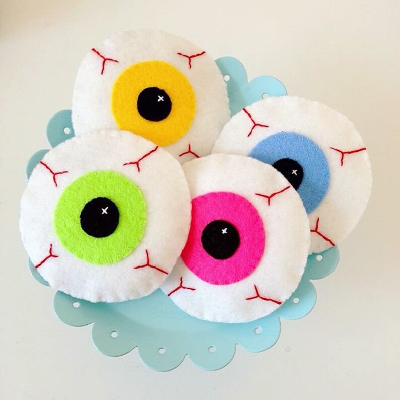 Eyeball Felt Cat Toy Halloween Cat Toy Organic Catnip Vegan Etsy