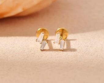 16G/18G/20G Titanium Baguette Lightning Threadless Stud, CZ Zigzag Flat Back Earring, Cartilage Helix Tragus Labret Piercing Jewelry