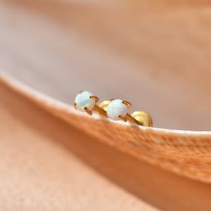 16g 18g 20g Titanium White Opal Stone Threadless Push Pin Labret, Flat Back Earring, Cartilage Tragus Helix Conch Nose Stud