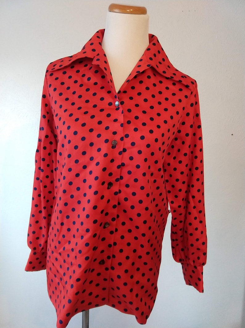 Vintage 70s bright red and navy polka dot top secretary style I love lucy costume style size L tie waist closure image 7