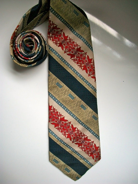 70s pattern Tiki floral tie in Navy Red and Gold - image 5