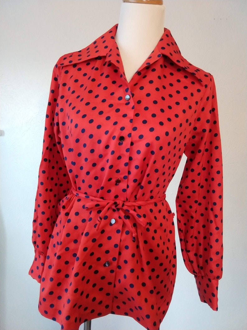 Vintage 70s bright red and navy polka dot top secretary style I love lucy costume style size L tie waist closure image 1