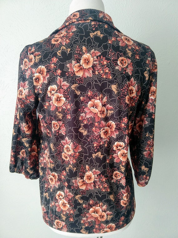 70s MAUVE hibiscus print v-neck top with 3/4 slee… - image 5