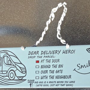 Waterproof Delivery Sign – No More Soggy Notes! image 4