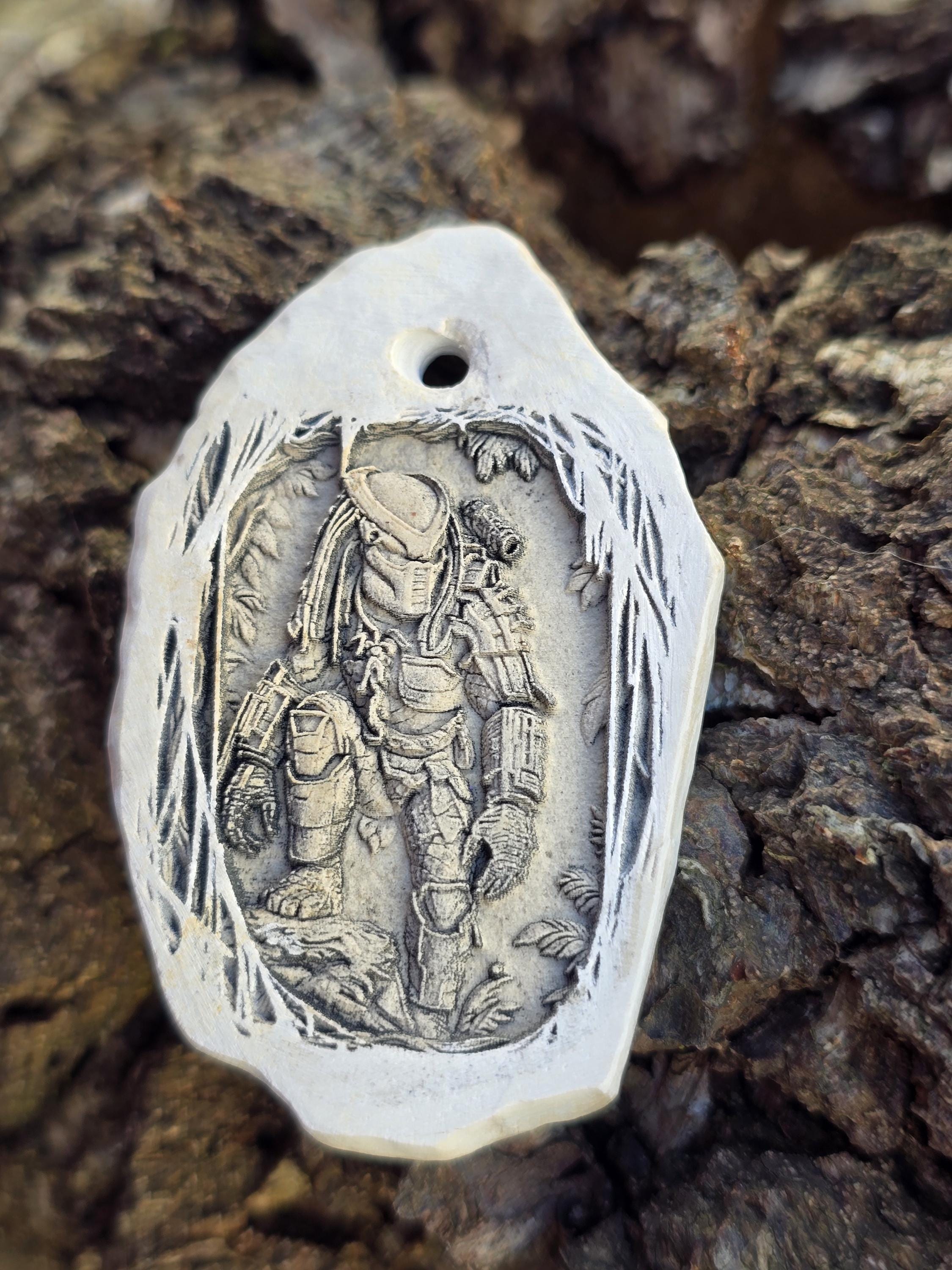 Predator gauntlet - Etsy 日本