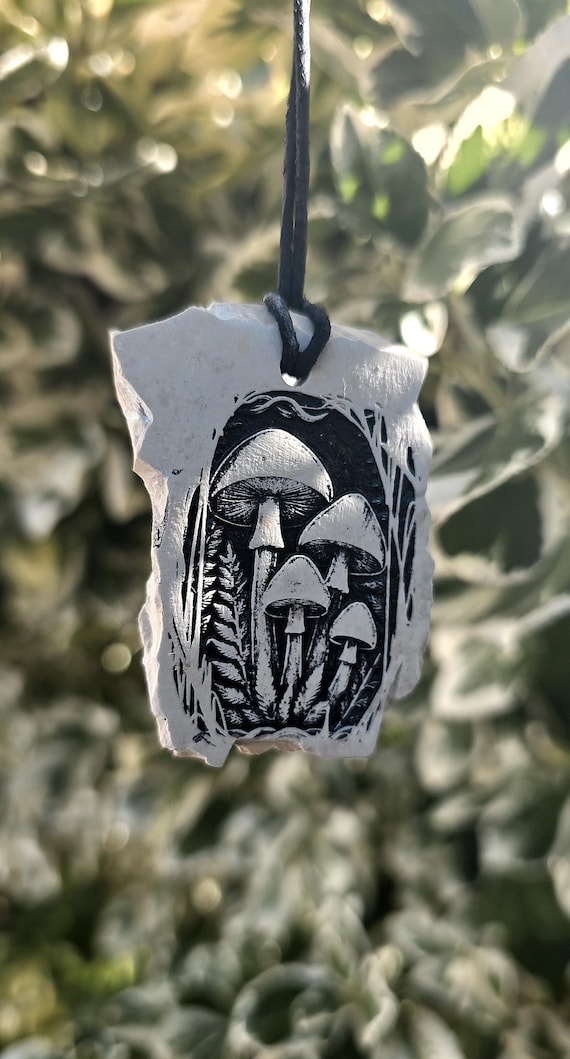 Cubensis – The Door Between Worlds Psilocybin Mushroom Amulet • Dual-Sided Pendant