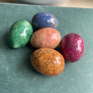 Vintage Multi-Color Polished Marble Stone Alabaster Eggs / 5 Ct / Free Shipping