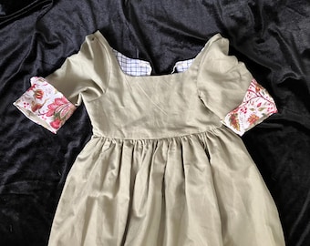 Child's Linen Gown, 18th Century, Size 6