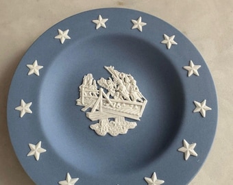 ウェッジウッドコレクターズソサエティ ～ ジャスパーウェア ～ コンコードの戦い ～ 小物入れ