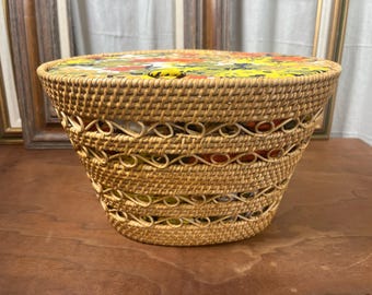 Vintage Woven Sewing Basket: Floral Lined Cottagecore Craft Storage