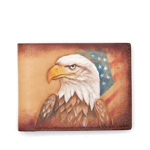 Adler mit amerikanischer Flagge, handgeschnitztes & bemaltes Lederportemonnaie – Handgefertigtes Design, einzigartiges Portemonnaie, einzigartiges Geschenk.