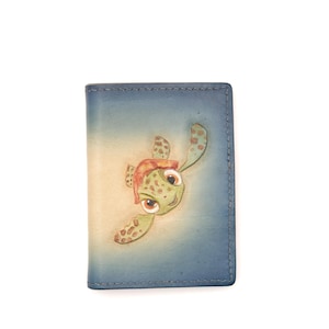 Mini Leather Wallet with Hand-Carved Baby Sea Turtle – Honu Wallet, Handmade Leather Wallet, Minimalist Wallet, Gift for Ocean Lovers