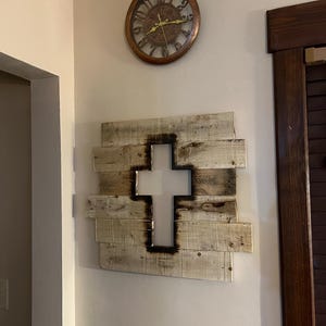 Rustic Wooden Cross Wall Decor- Lighted Pallet Wood Christian Wall Art ...