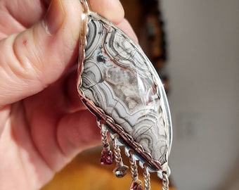 Laguna Lace Agate Pendant