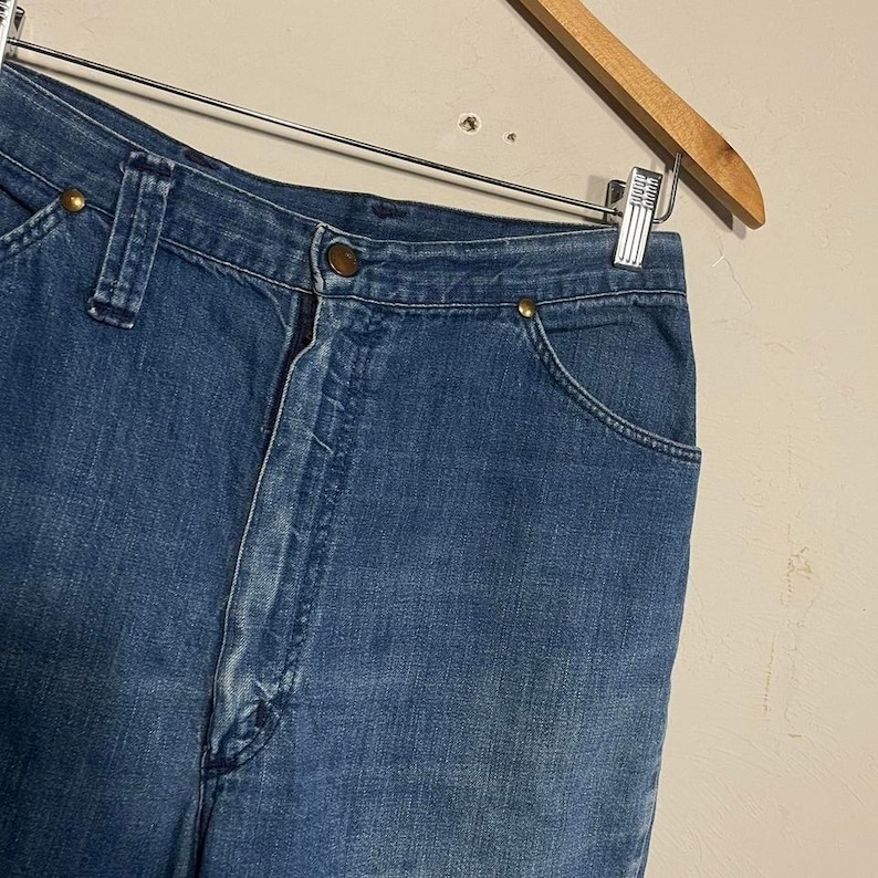 Pantalones vaqueros acampanados de mezclilla Wrangler para mujer, estilo vintage de los años 60, fabricados en EE. UU., talla 30x25, 16 imagen 3