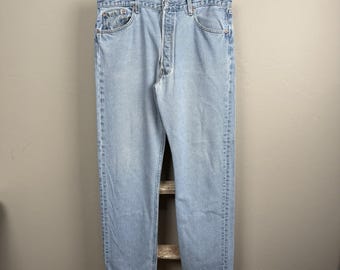 Vintage 98' USA Levi 501 Button Fly Straight Fit Denim Jeans 37x31