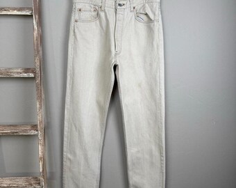 Vintage 90s Levi 501 Biege Denim Button Fly Straight Fit Jeans 32x32, USA
