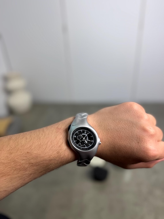 Nike Triax Chronograph Watch Silver Black Vintage Y2K Stainless