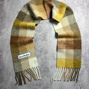 Acne Studios Rutig Ull Mohair Halsduk Rutig Fransar Flerfärgad Flerfärgad Unisex Tillverkad i Italien Logotyp bild 8