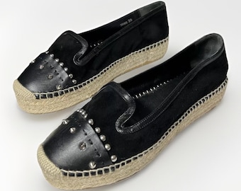 Alpargatas negras de piel Alexander McQueen, mocasines sin cordones, talla US 9 / EU 39