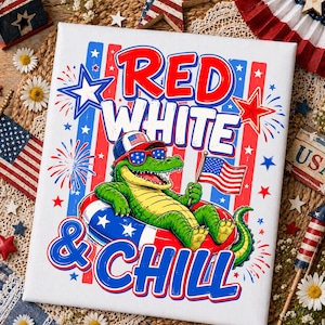 Rosso Bianco e Relax PNG, Alligatore Patriottico PNG, 4 luglio PNG, Download Digitale Estate USA, Illustrazione per Maglietta con Fuochi d'artificio e Galleggiante da Piscina
