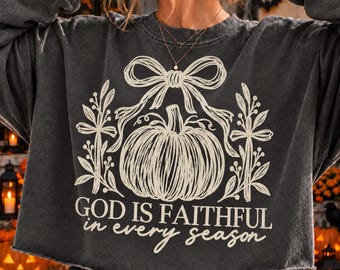 Gott ist treu in jeder Jahreszeit (PNG), Retro-christliches Herbstmotiv (PNG), Verspieltes Thanksgiving-Motiv (PNG), Kürbis-Bibel (PNG), Religiöse Herbst-Doodle-Grafik (PNG)