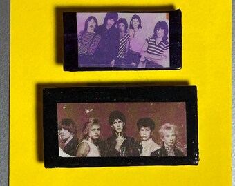 Magazine clipping Mini Magnet set