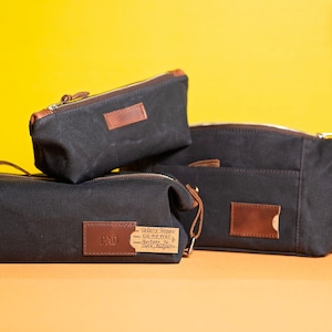 Personalized Dopp Kit: Folding Men's Toiletry Bag 