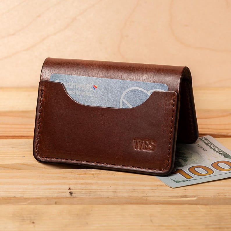 Cartera de cuero personalizada, cartera plegable de cuero para hombre, tarjetero fino de cuero, cartera cosida a mano, regalo para él, regalo para hijo Brown