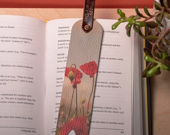 Personalized Leather Bookmark - Flower Art Bookmark, Gift for Book, Art Lover, Leather Anniversary Gift, Birthday Gift, Mother's Day Gift