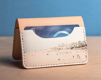 Cartera de cuero plegable, cartera de cuero personalizada, tarjetero de cuero, regalo hecho a mano para amantes del arte, amantes de la naturaleza, regalo del tercer aniversario