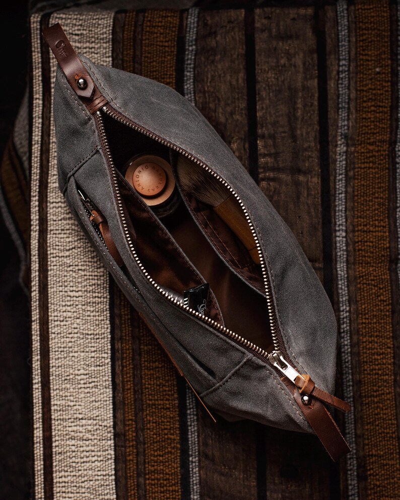 Clark & Taft Dopp Kit